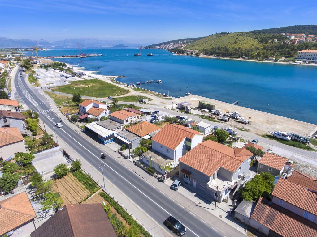 Apartments Branka Trogir Bagian luar foto